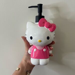 Hello Kitty soap/lotion dispenser